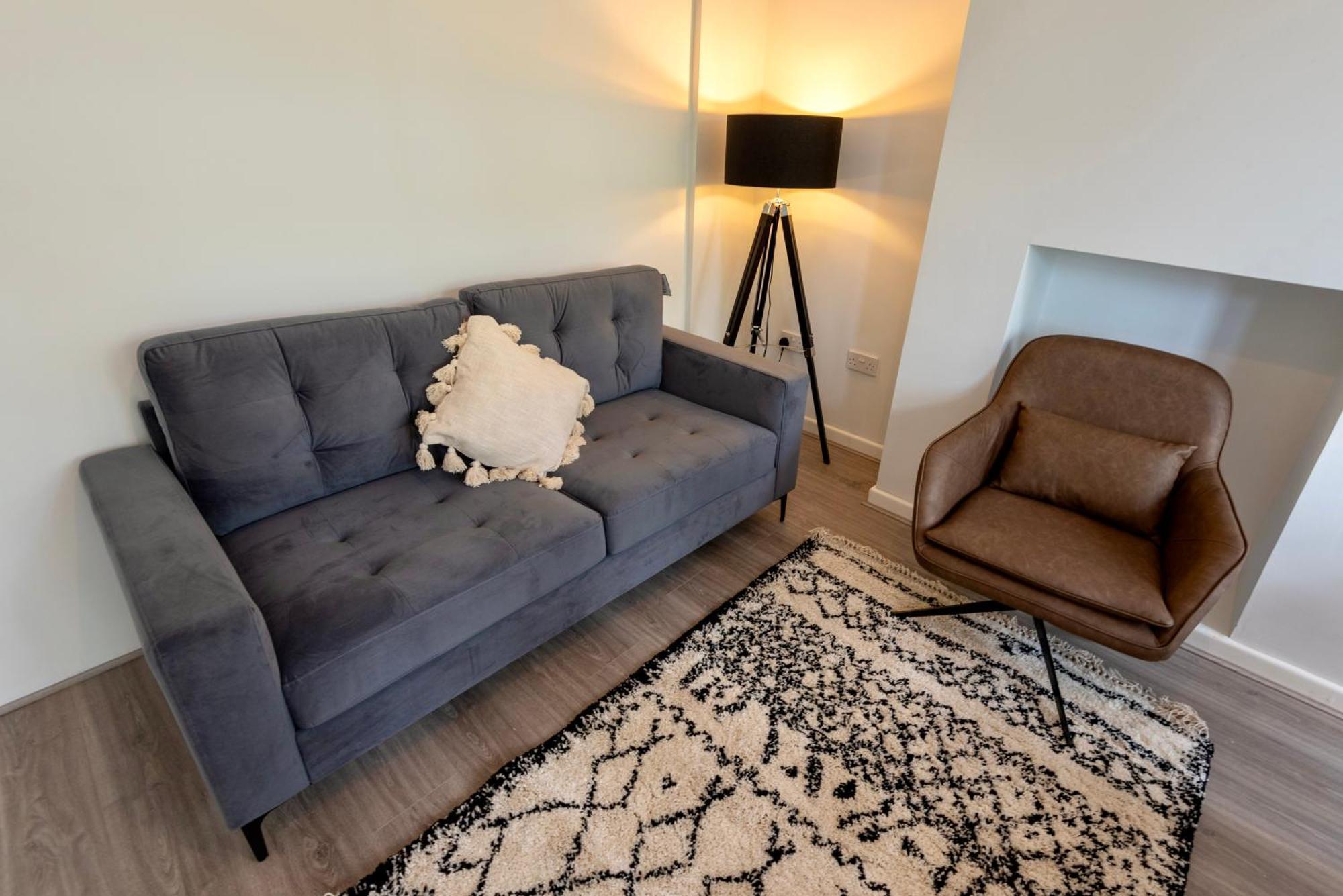 Double Room In Refurbished 5 Bed Home With Wifi And Tv BW Room 4 索利赫尔 外观 照片