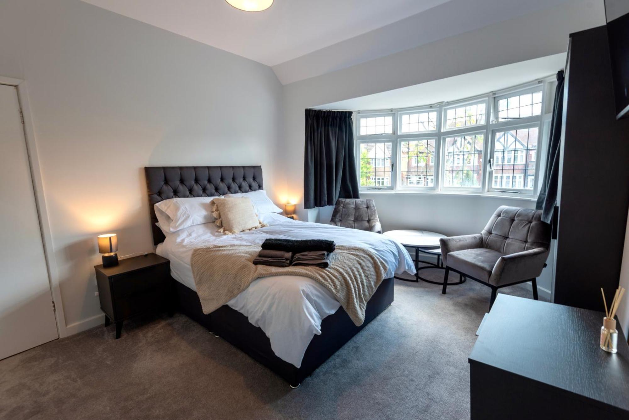 Double Room In Refurbished 5 Bed Home With Wifi And Tv BW Room 4 索利赫尔 外观 照片