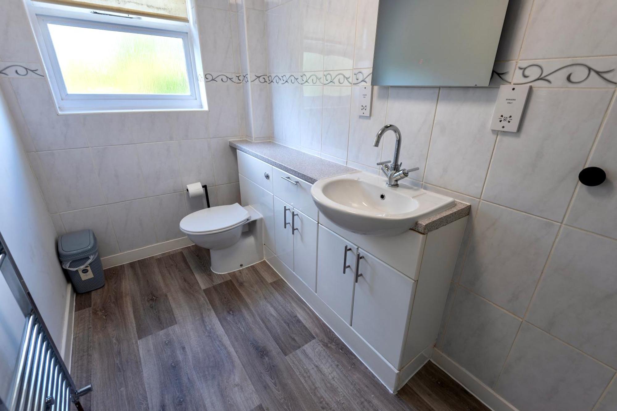 Double Room In Refurbished 5 Bed Home With Wifi And Tv BW Room 4 索利赫尔 外观 照片